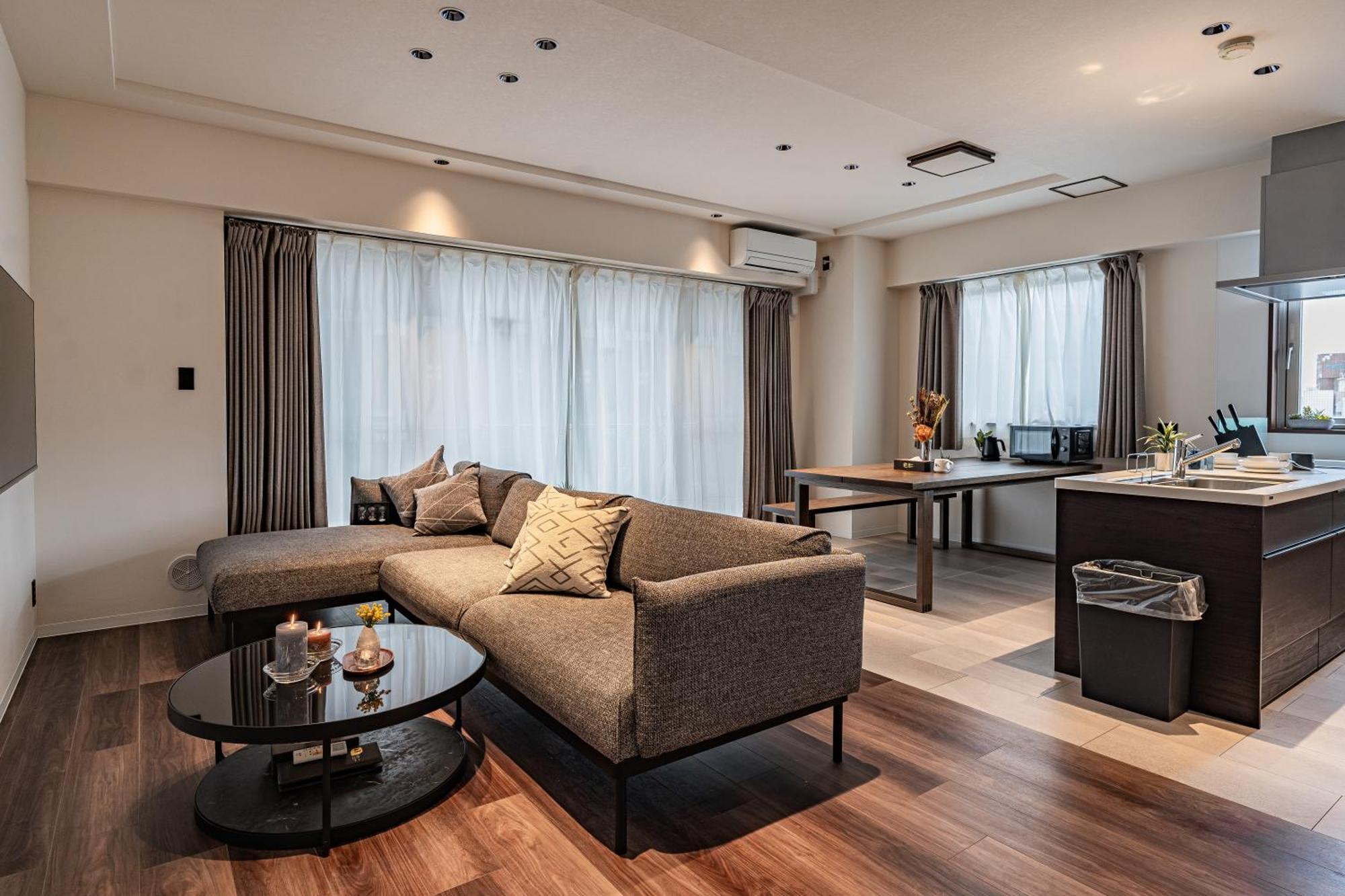 Apartment Hotel 11 Shinsaibashi Amemura أوساكا المظهر الخارجي الصورة