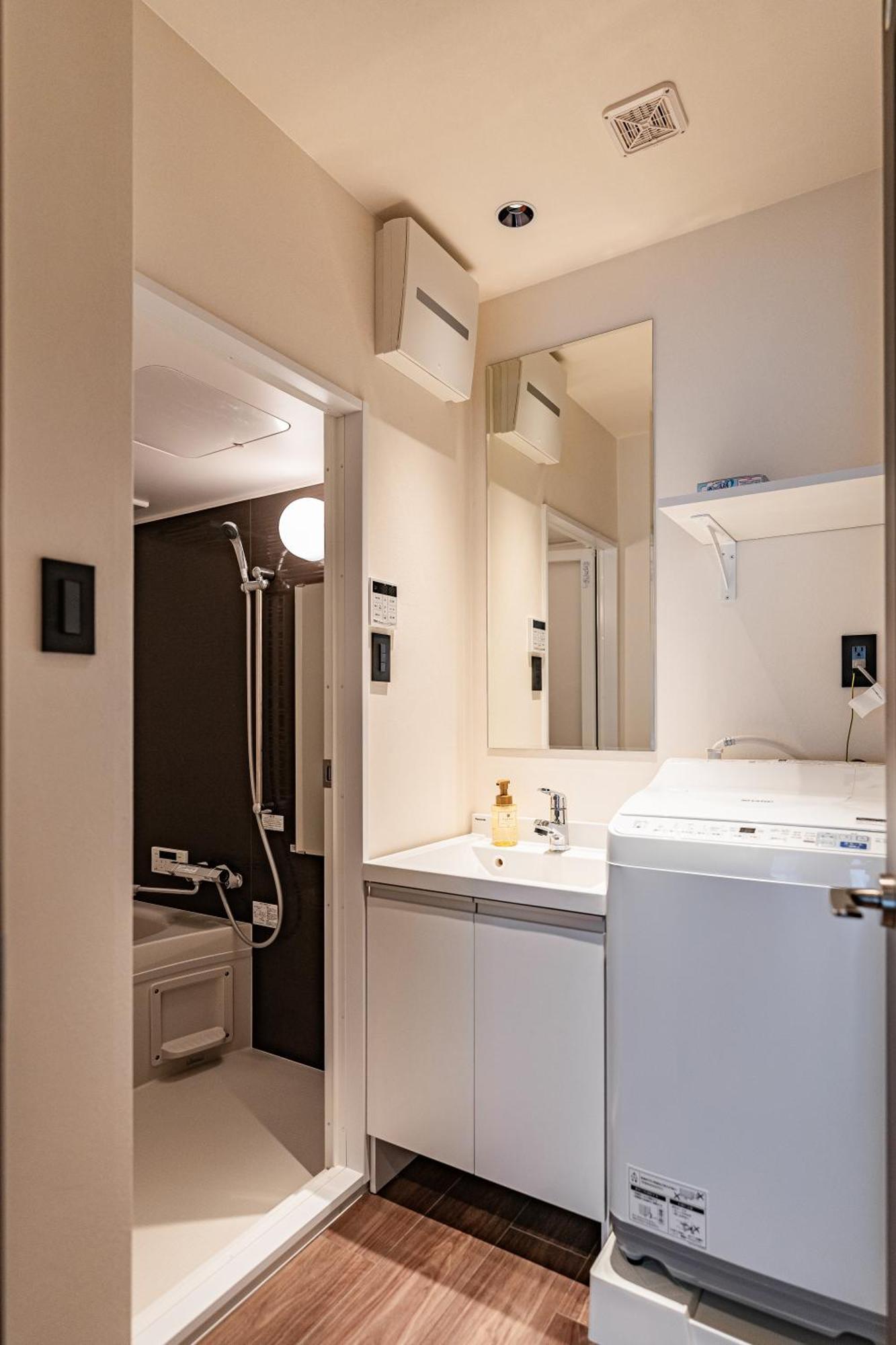 Apartment Hotel 11 Shinsaibashi Amemura أوساكا المظهر الخارجي الصورة